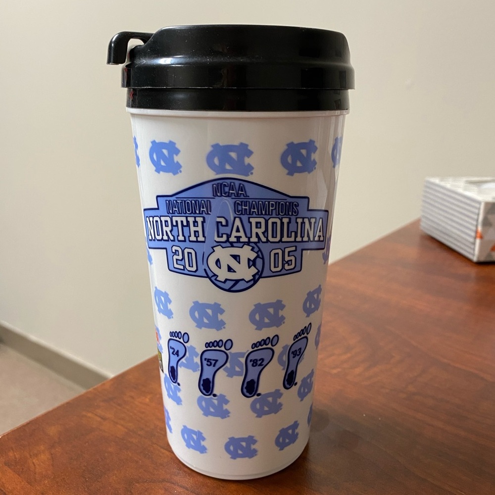 2005 UNC Tar Heels Thermos